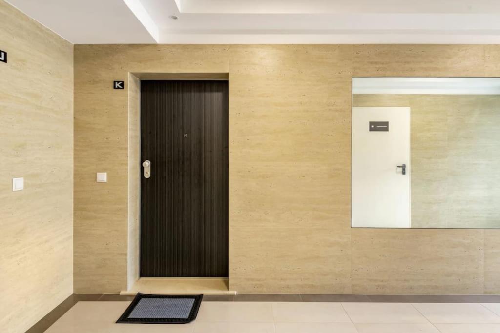 Luxury Poolside View Apartment Funchal  Esterno foto